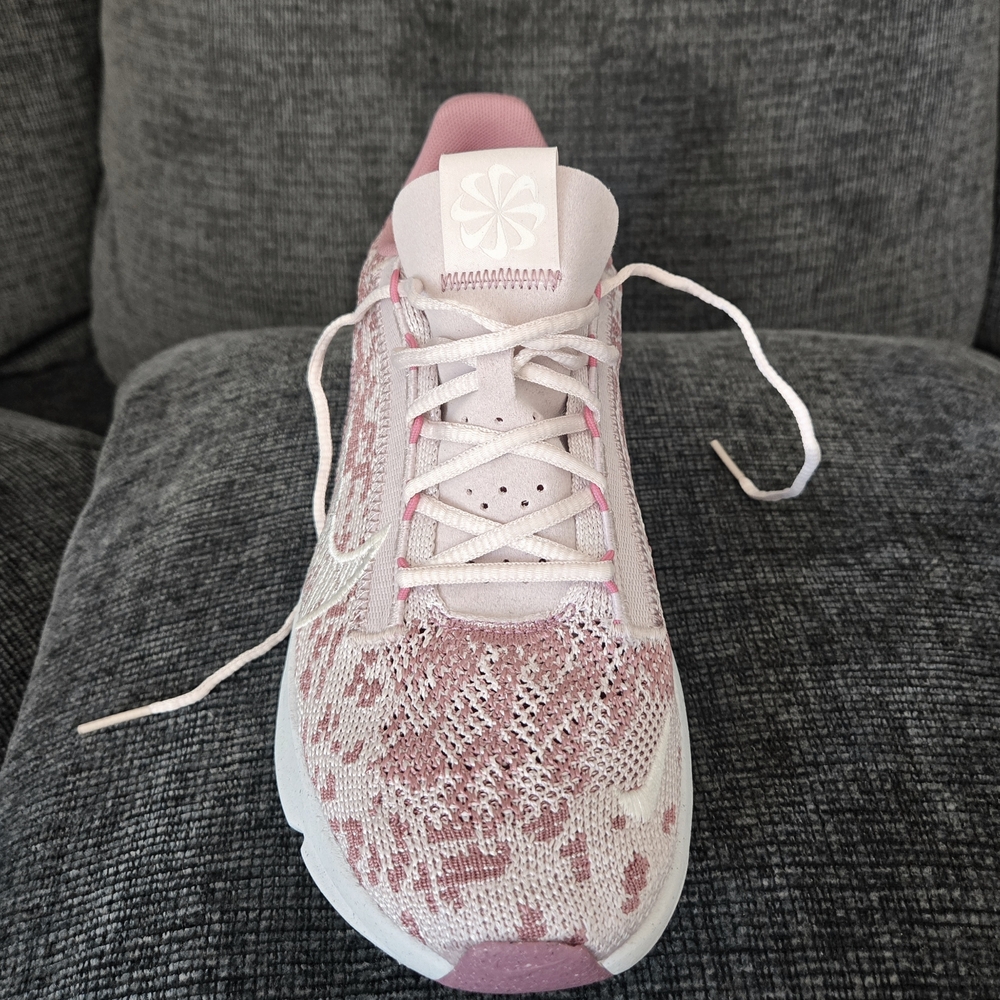 Nike Women's Pink Knit Running Sneakers